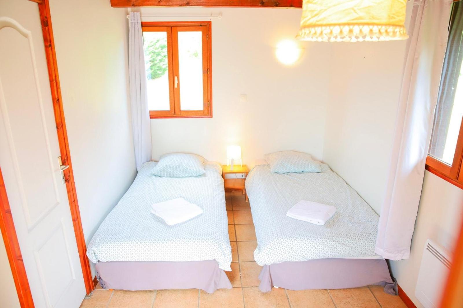 Les Cabanes Parisiennes - Chalets 1H30 From Paris - 62P Sainte-Geneviève-des-Bois Kültér fotó