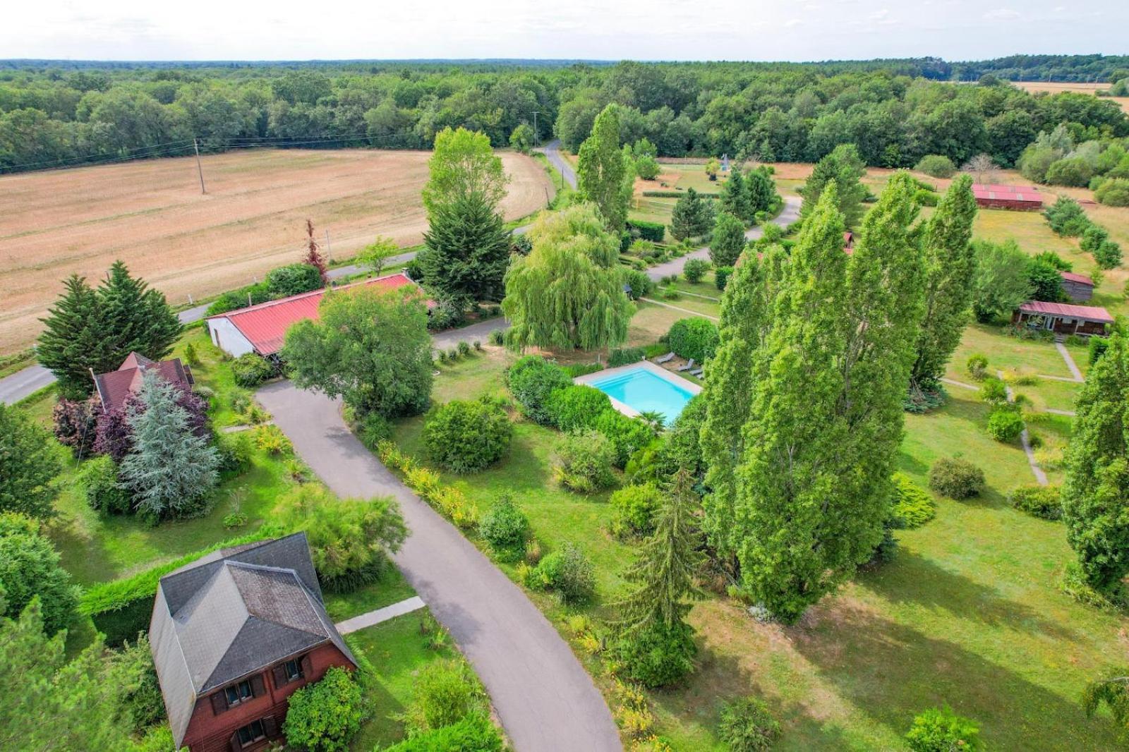 Les Cabanes Parisiennes - Chalets 1H30 From Paris - 62P Sainte-Geneviève-des-Bois Kültér fotó